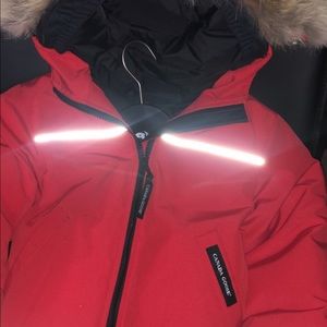 Canada Goose
Kids' [6-7] Grizzly Bomber Jacket Red